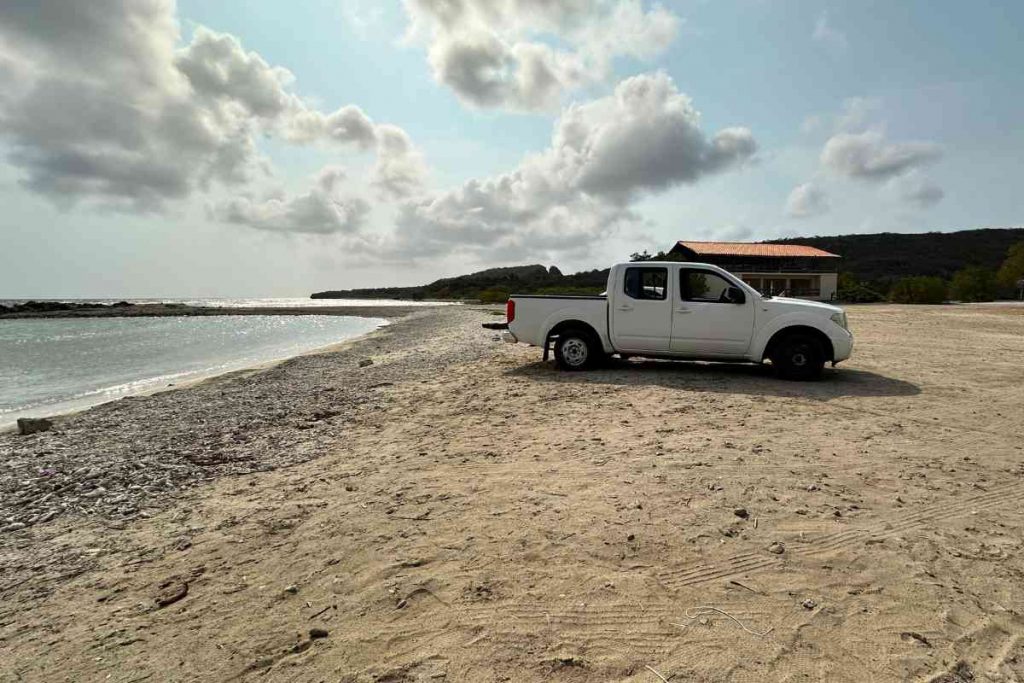 Mit dem Pick-up zum Tauchen auf Curacao