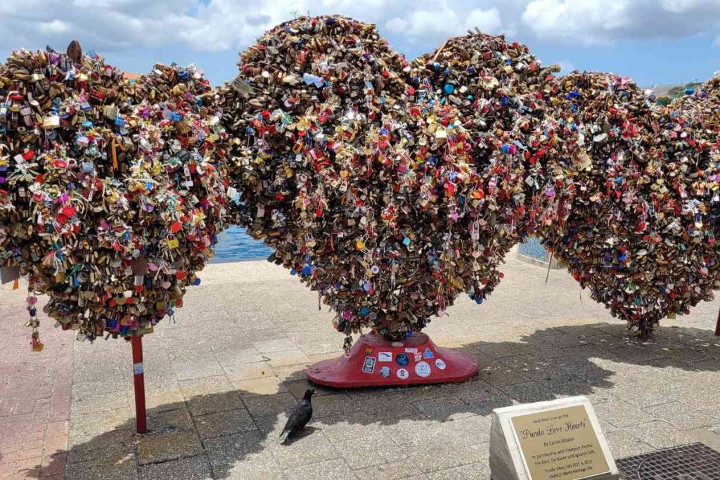 Curacao Willemstad Herzen mit Liebesschlössern