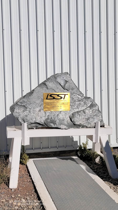 Grundstein des Vera C. Rubin Observatoriums
