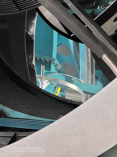 Blick auf den Spiegel im Vera C. Rubin Observatorium